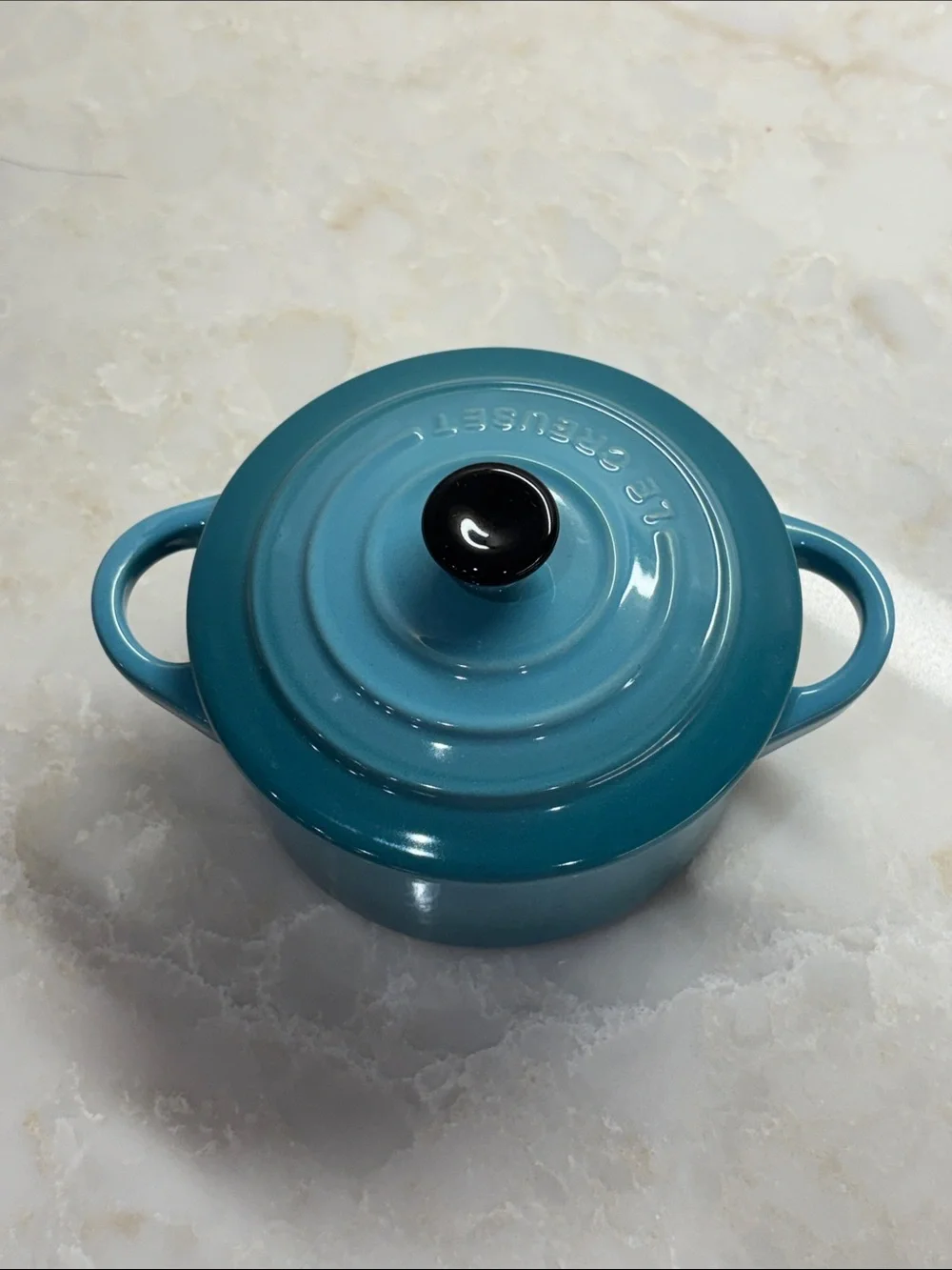 NWT Le Creuset Carribean  Round 10 cm Mini Cocotte with Black Knob